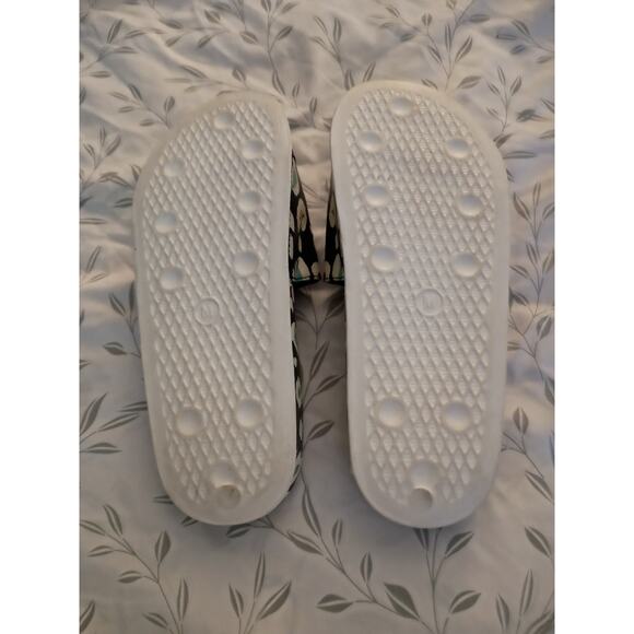 MUKLUK Women's Shoes/Sandals Size Medium 7/8 - Picture 5 of 5